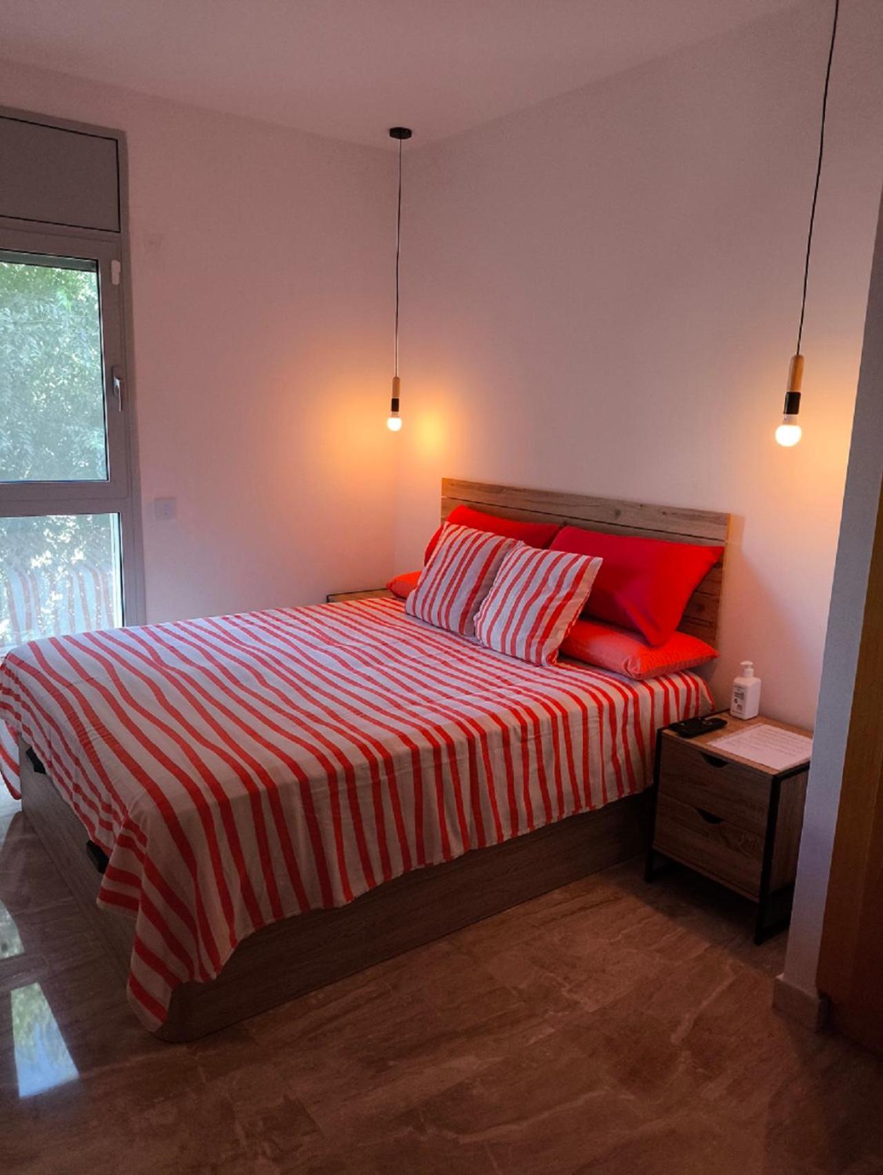 Habitacion Doble Con Bano Privado Y Desayuno Incluido Viladecáns Eksteriør bilde
