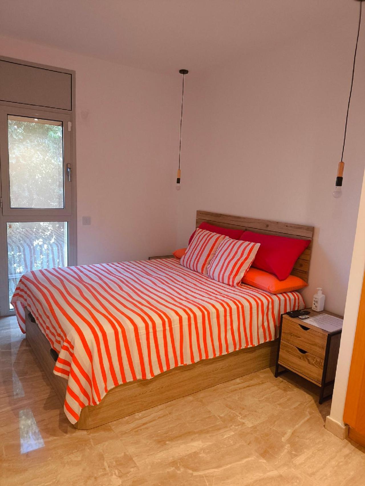 Habitacion Doble Con Bano Privado Y Desayuno Incluido Viladecáns Eksteriør bilde